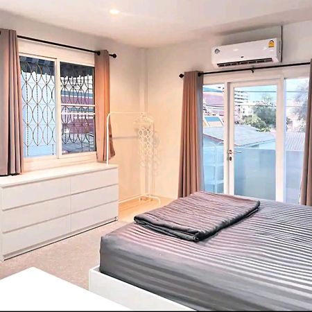 Апартаменты Pinklao Traveler'S House Бангкок Экстерьер фото