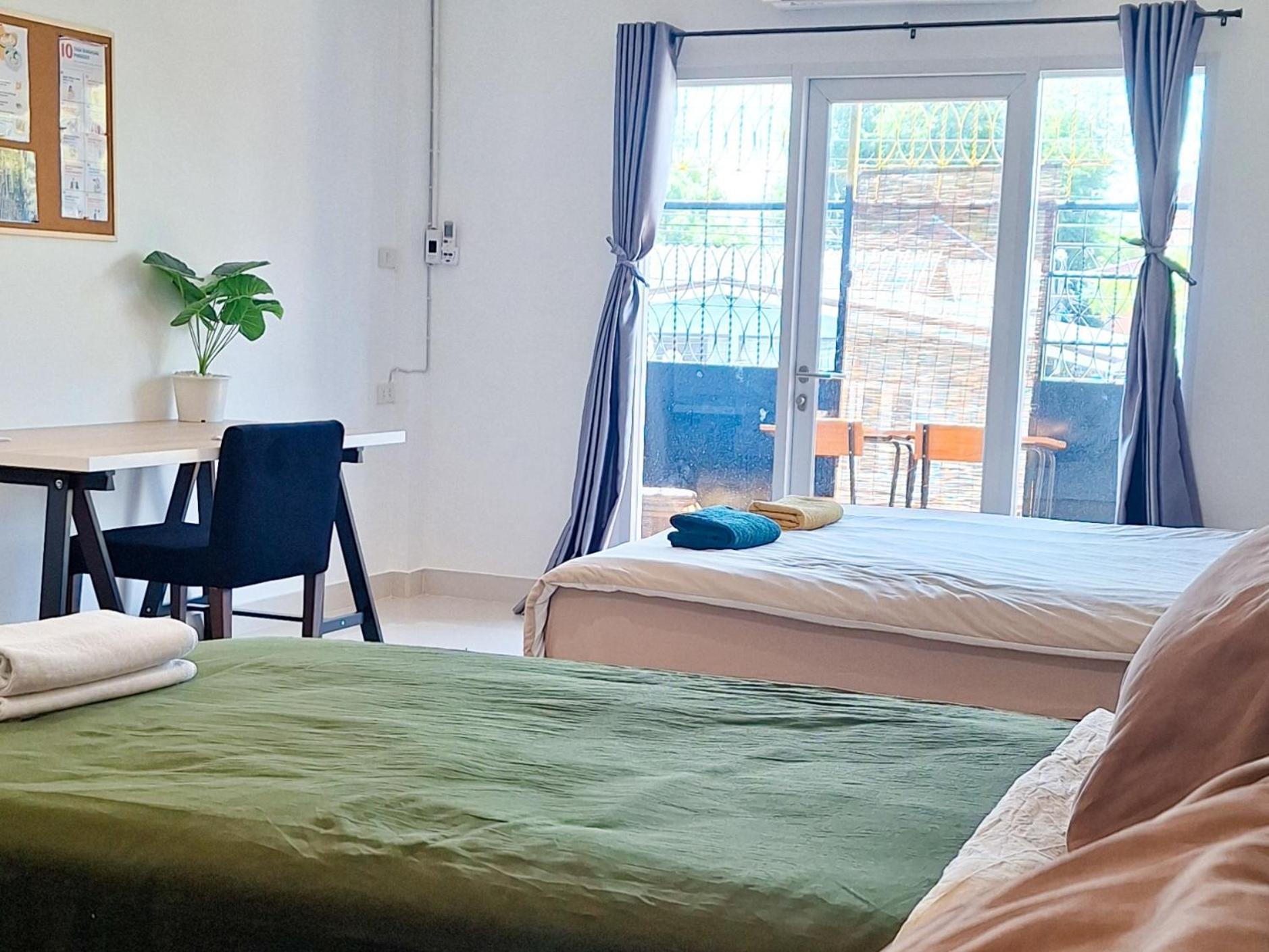 Апартаменты Pinklao Traveler'S House Бангкок Номер фото