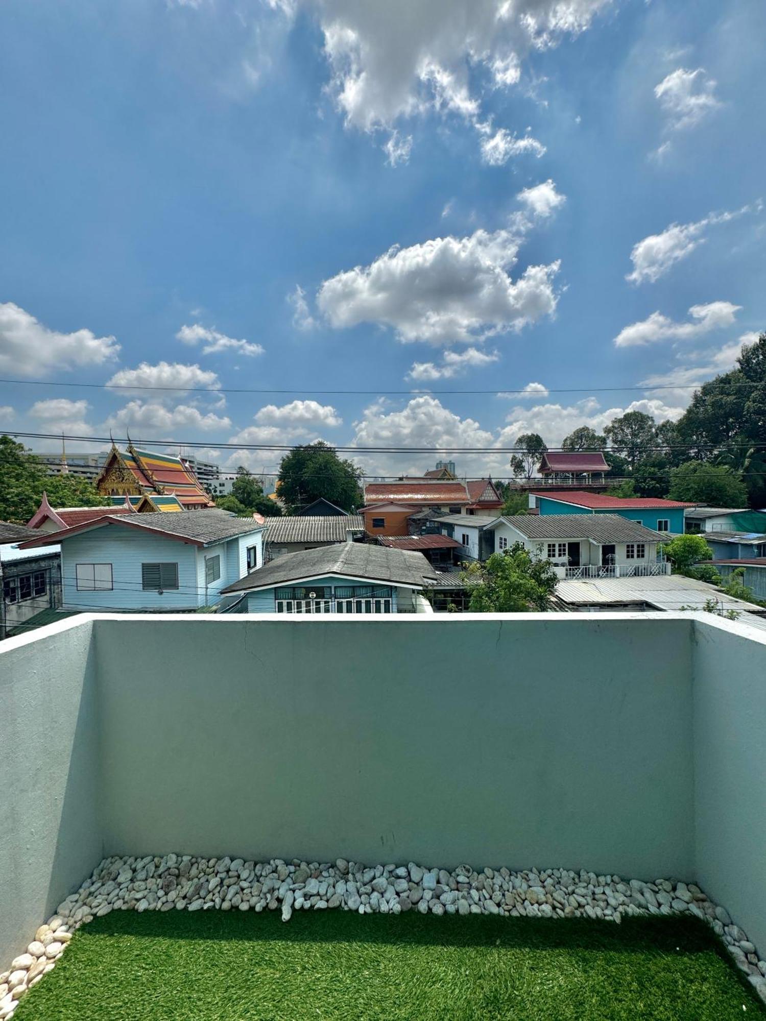 Апартаменты Pinklao Traveler'S House Бангкок Экстерьер фото